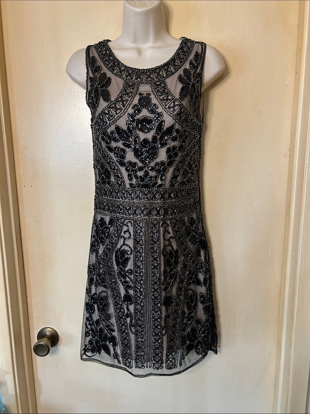 verty Black Beaded Embellished Sleeveless Mini Dress size S